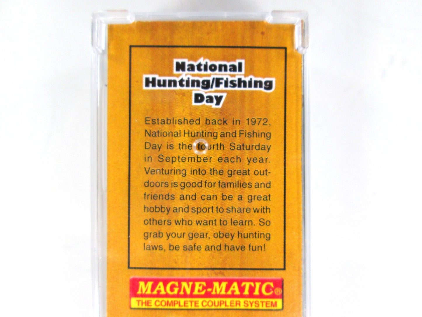 N Scale RAILBOX  *National Hunting-Fishing* GRAFFITI Car - Micro Trains 02545562