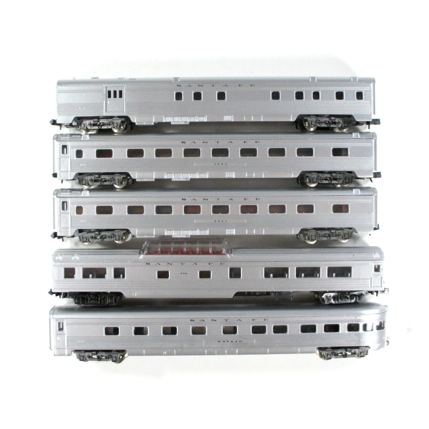 N Scale ****Santa Fe**** Lightweight Passenger Car 5-Pack Set --- Con-Cor 540001