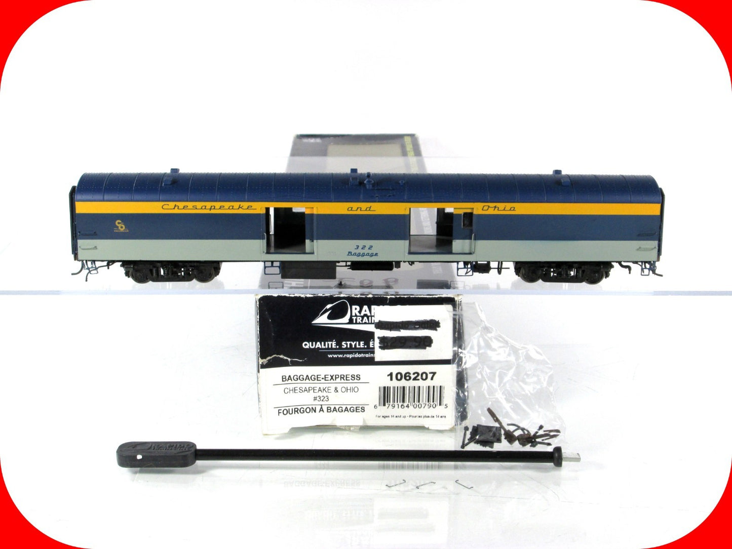 HO Scale ***CHESAPEAKE & OHIO*** Baggage #322 -- Rapido 106207 w/ Lighting *RARE