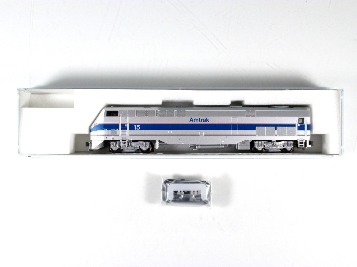 N Scale ***AMTRAK*** Phase IV P42 Diesel Locomotive #15 - Kato 176-6002, DCC Rdy
