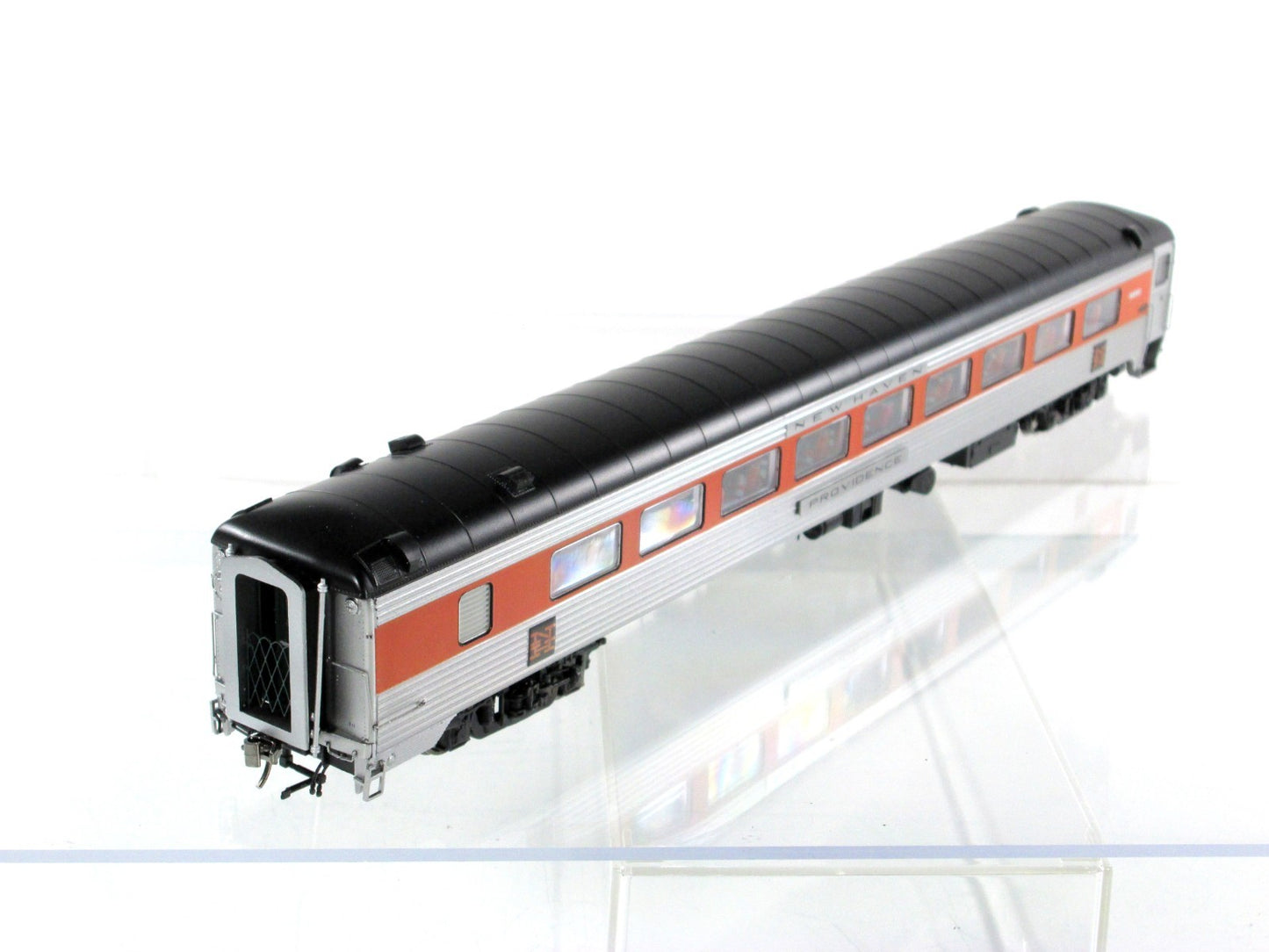 HO Scale **NEW HAVEN** 36-Seat Parlor PROVIDENCE -- Rapido 17116, Lighting *RARE