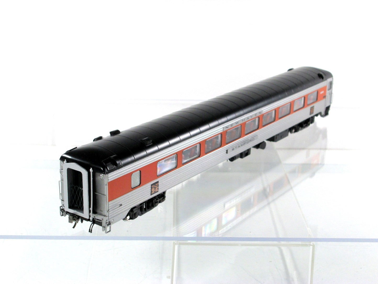 HO Scale **NEW HAVEN** 36-Seat Parlor STAMFORD ---- Rapido 17115, Lighting *RARE