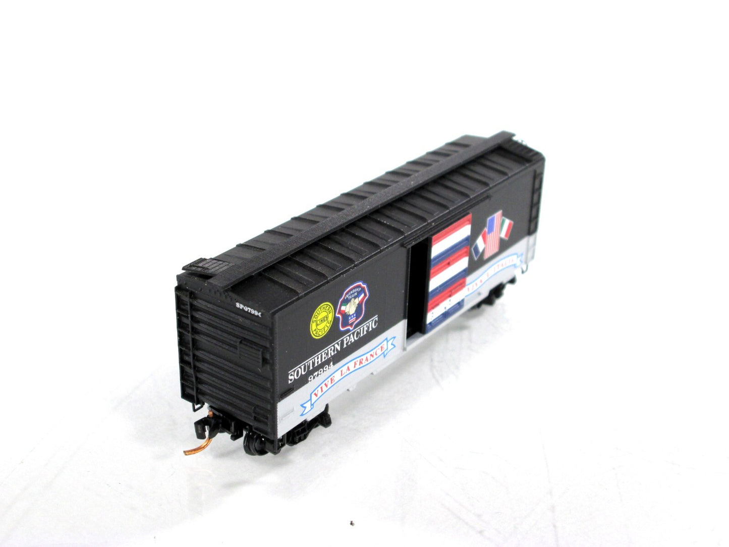 N Scale ***SOUTHERN PACIFIC*** Friendship Train Box Car -- Micro Trains 02000027