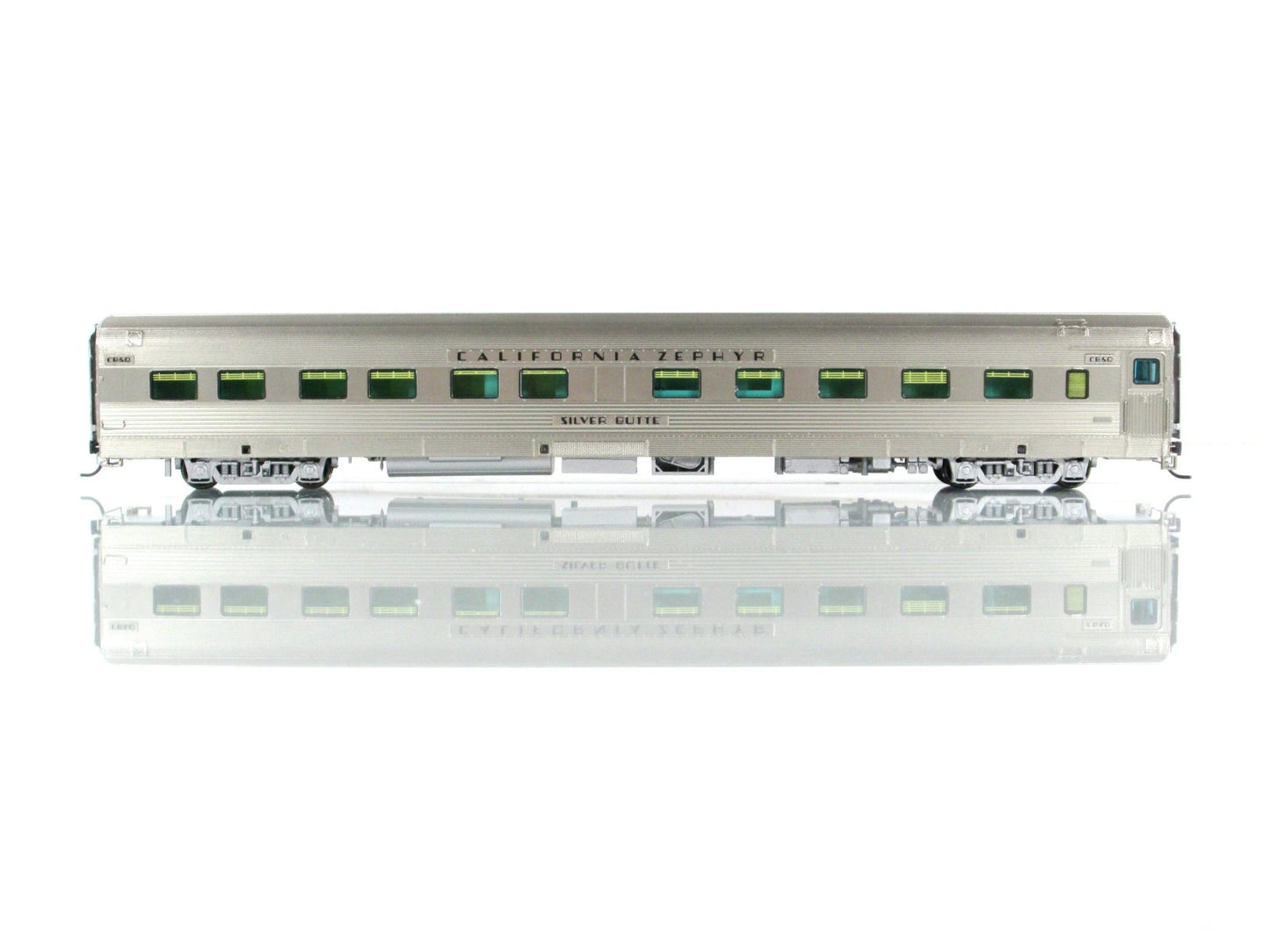 HO Scale ***CB&Q CA ZEPHYR*** SILVER BUTTE Sleeper 425 --- Broadway 509, Lighted