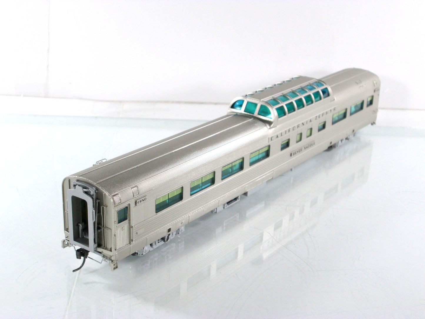 HO Scale *CB&Q CA ZEPHYR* SILVER SADDLE Vista Dome #4721 - Broadway 536, Lighted