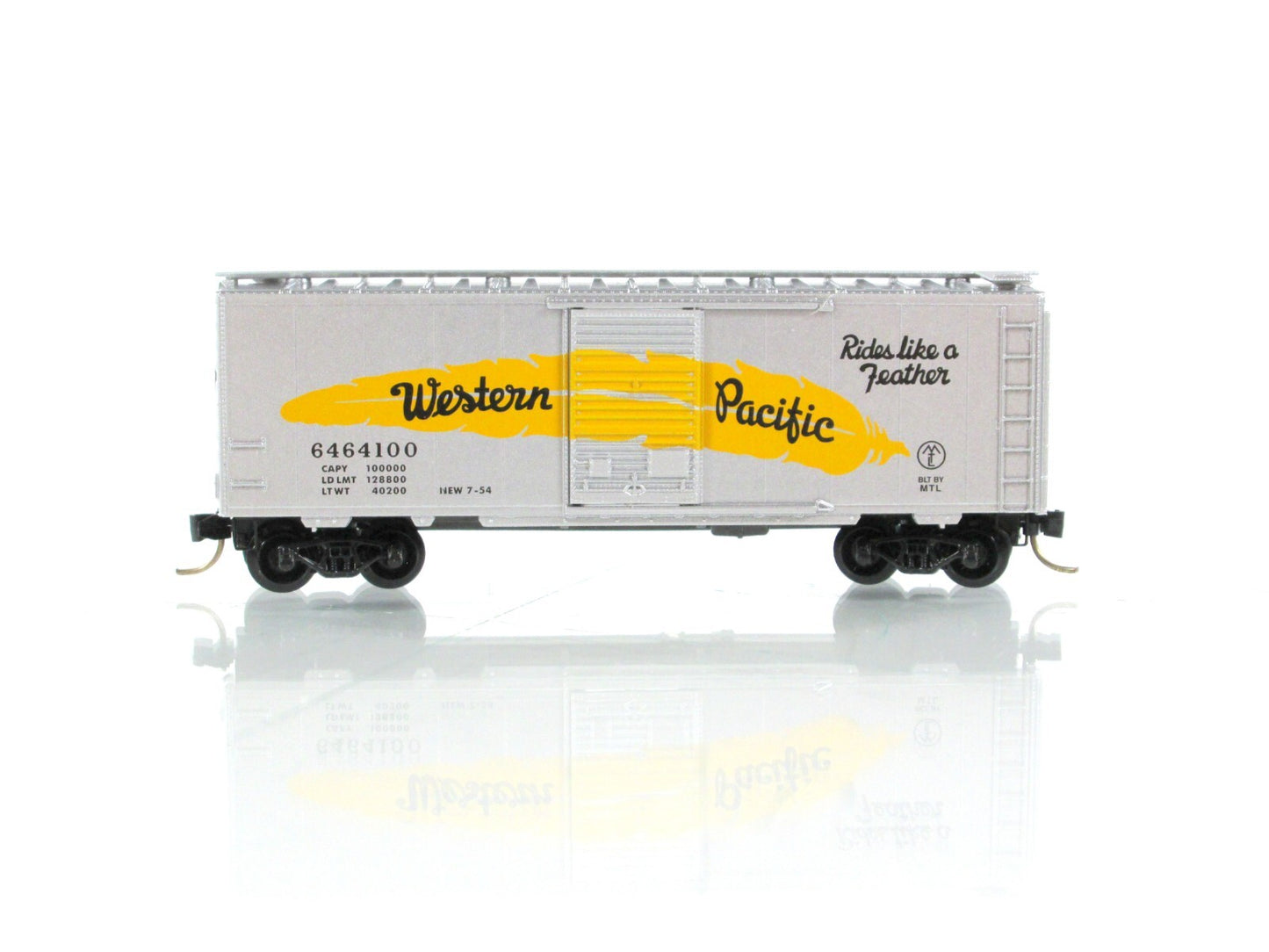 N Scale ***WESTERN PACIFIC*** 40' Box Car - MTL / Lowell Smith / Lionel 6464-100