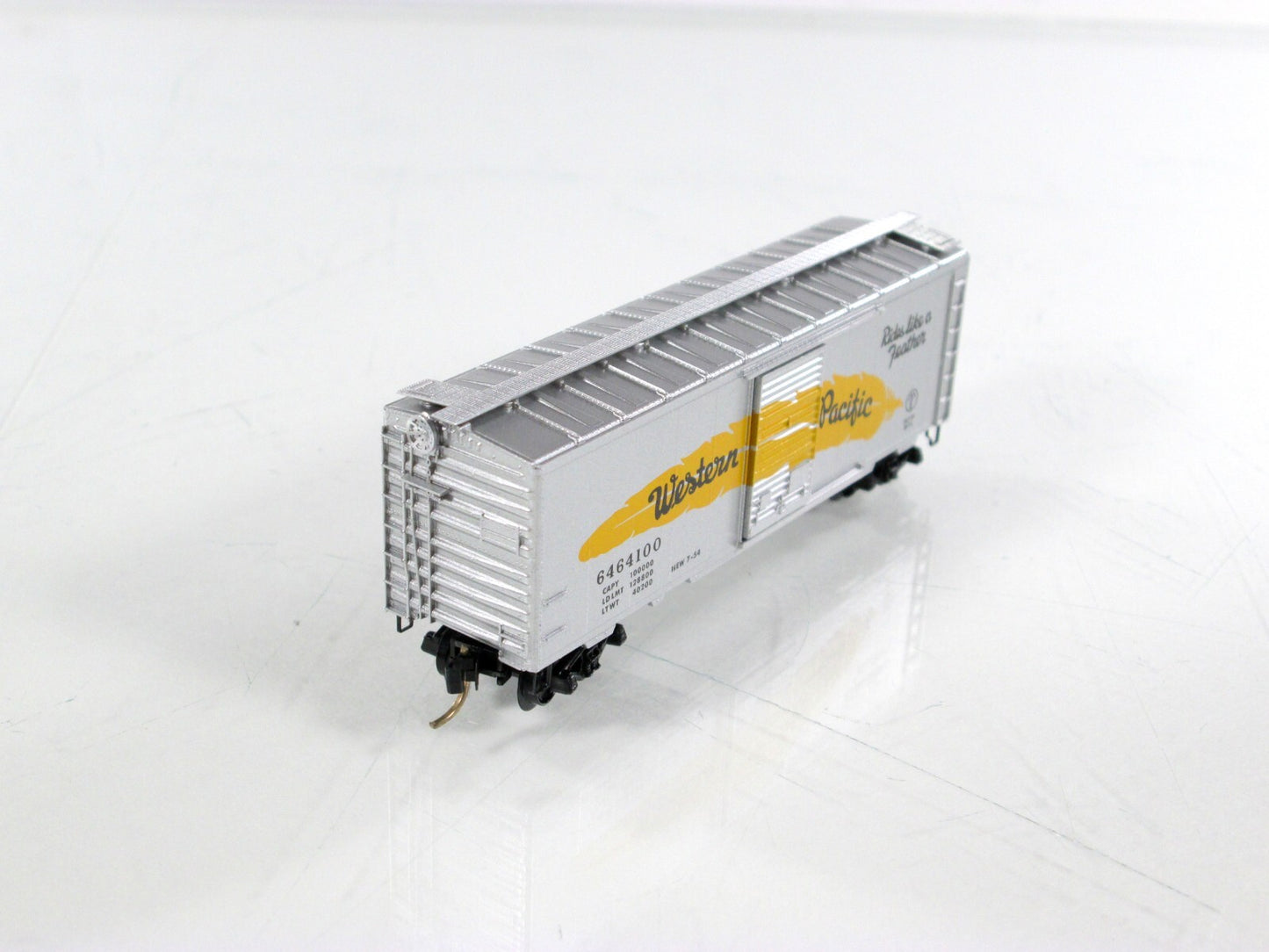 N Scale ***WESTERN PACIFIC*** 40' Box Car - MTL / Lowell Smith / Lionel 6464-100