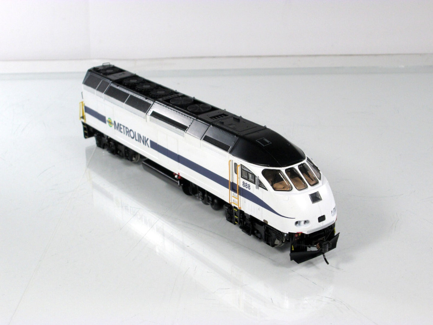 HO Scale ***METROLINK*** MP36 #888 - True Line Trains 500215 DCC Sound **RARE