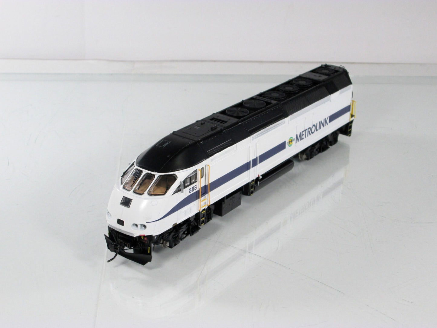 HO Scale ***METROLINK*** MP36 #888 - True Line Trains 500215 DCC Sound **RARE