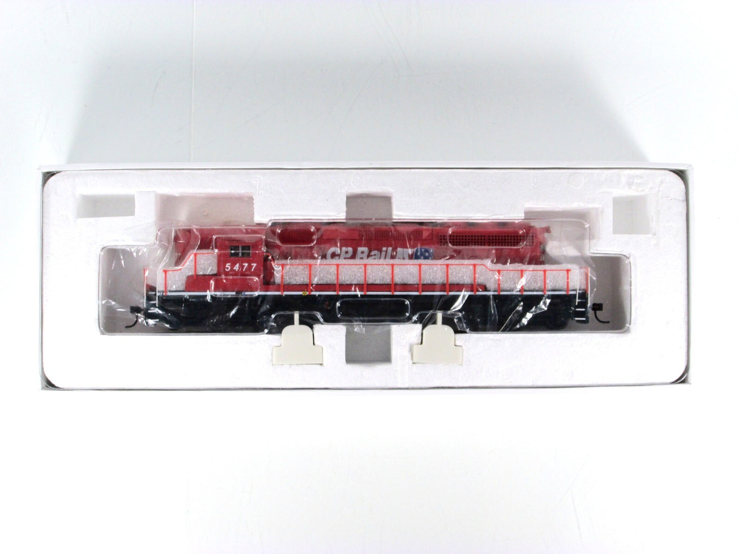 HO Scale ***CANADIAN PACIFIC*** SD40-2 #5477 - Broadway 1243, DCC Paragon2 Sound