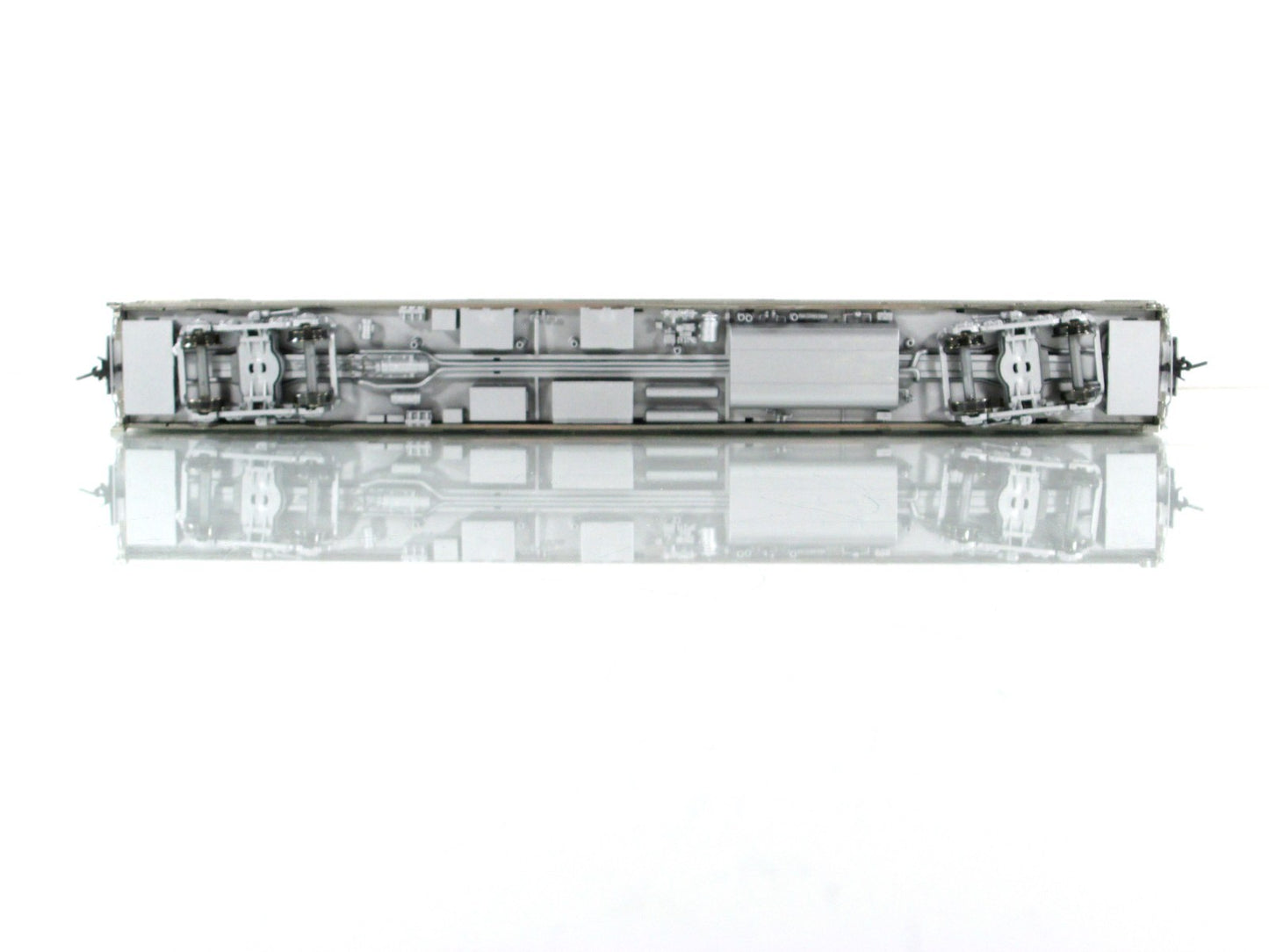 HO Scale ***DRGW CA ZEPHYR*** SILVER GULL Sleeper 1135  -  Broadway 521, Lighted