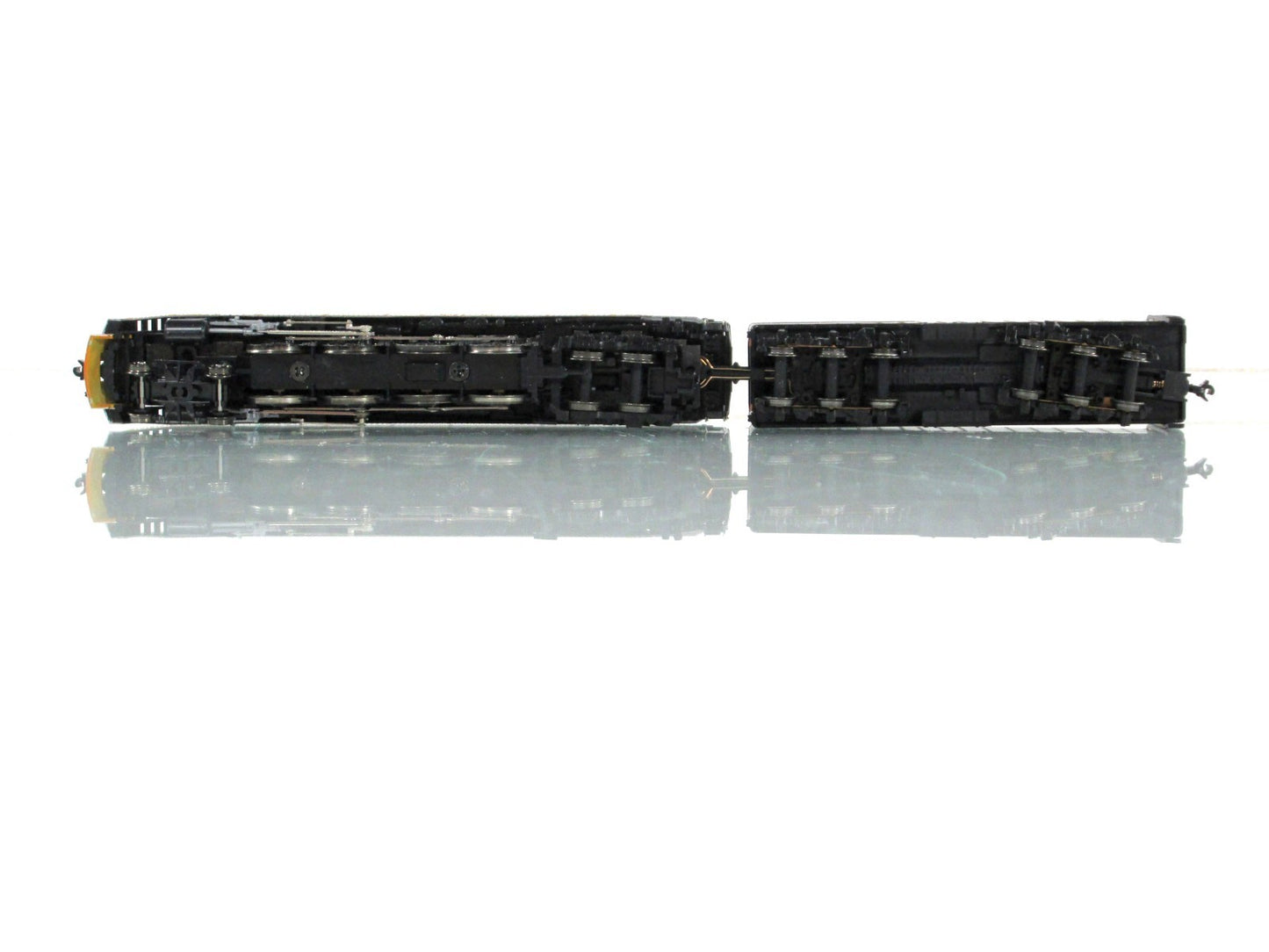 N Scale **SOUTHERN PACIFIC DAYLIGHT** 4-8-4 GS-4 #4449 -Kato 126-0305, DCC Ready