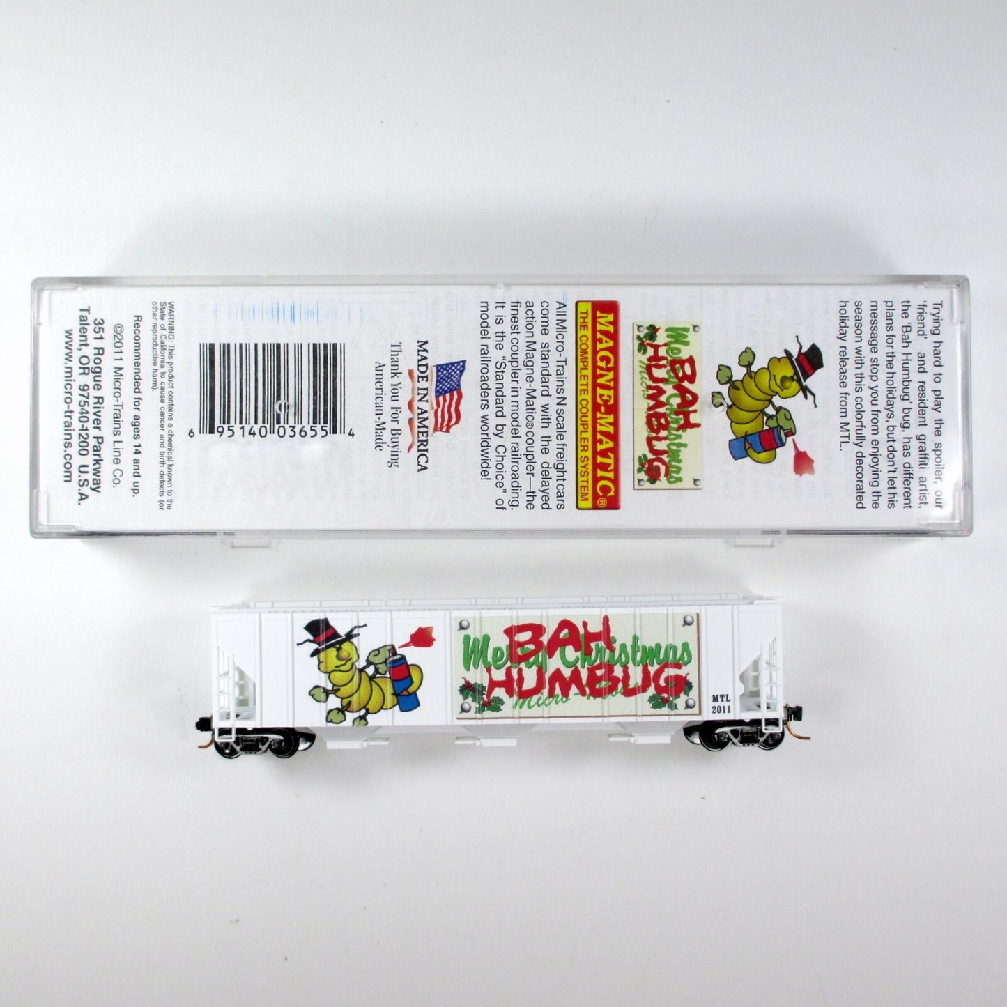 N Scale ****BAH HUMBUG**** Christmas Covered Hopper 2011 - Micro Trains 09900130