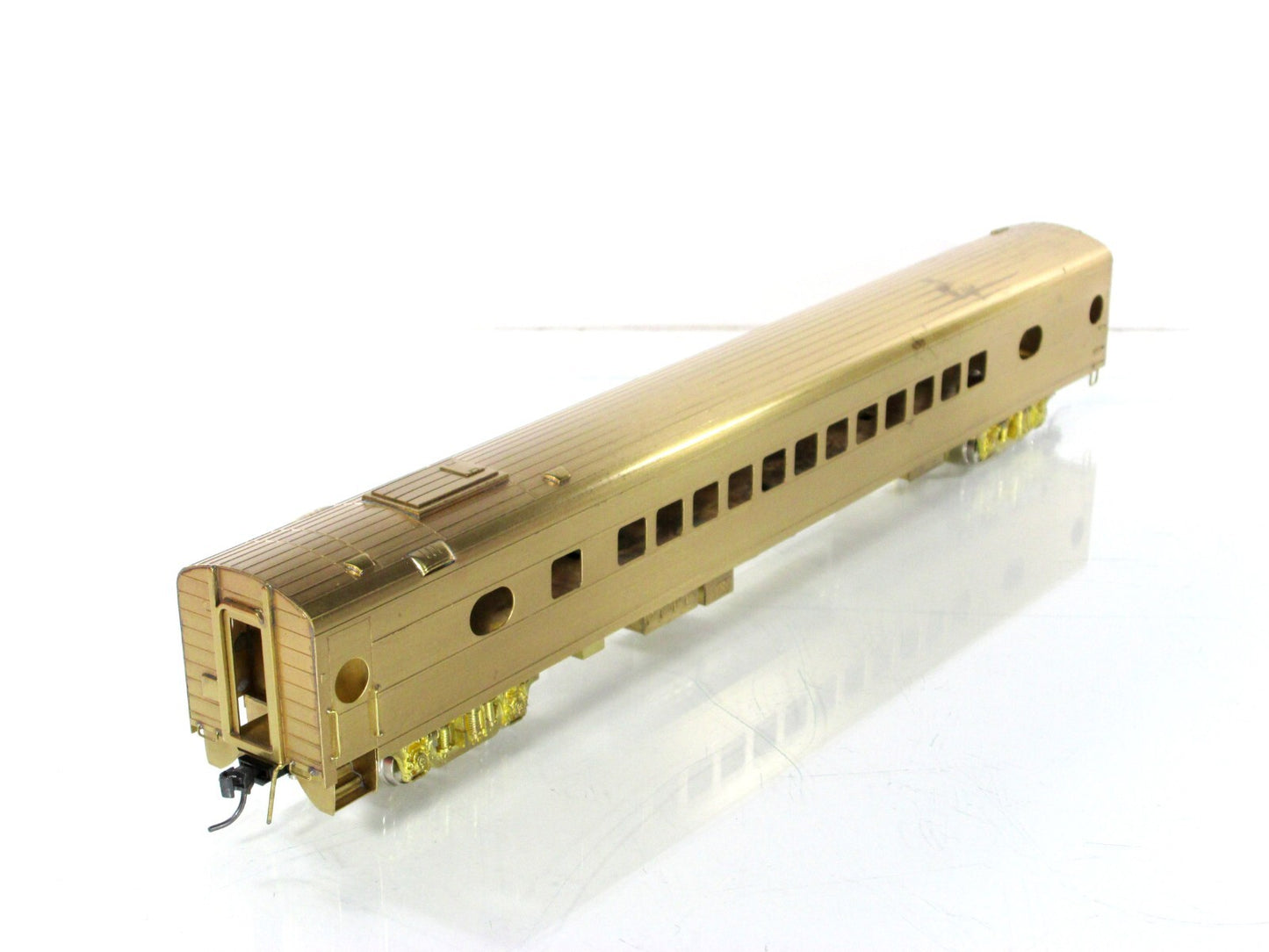 HO Scale BRASS ***MILWAUKEE ROAD*** Coach #655 ---- by Palace - Knuckle Couplers