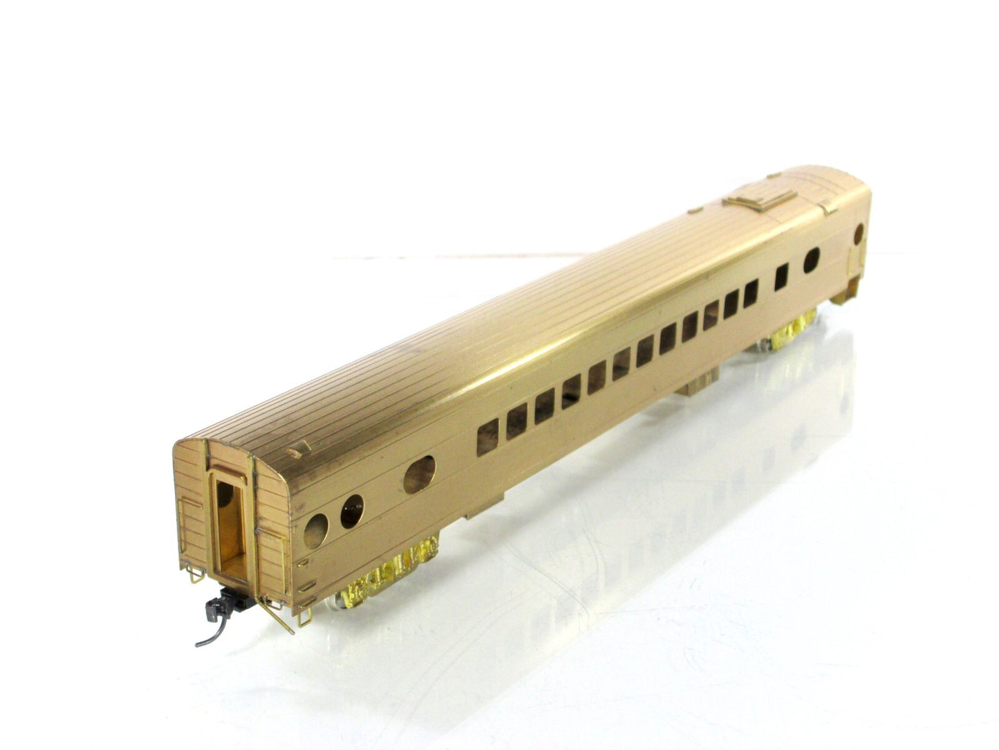 HO Scale BRASS ***MILWAUKEE ROAD*** Coach #655 ---- by Palace - Knuckle Couplers