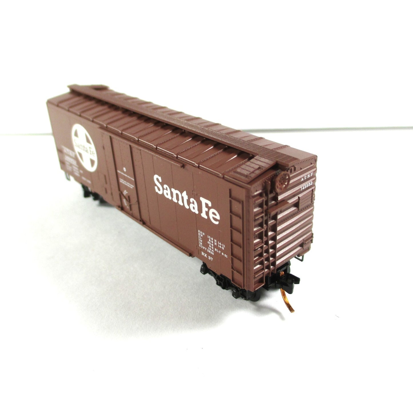 N Scale ***SANTA FE*** 40' Box Car Runner 4-Pack Set #2 -- Micro Trains 99300002