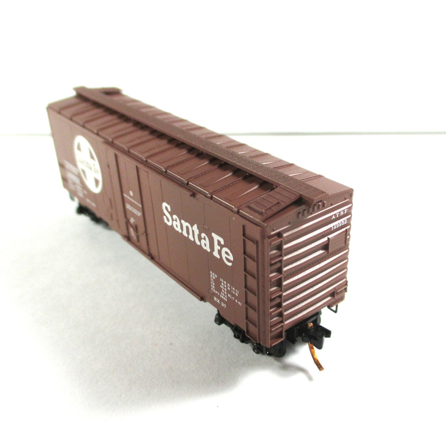 N Scale ***SANTA FE*** 40' Box Car Runner 4-Pack Set #2 -- Micro Trains 99300002