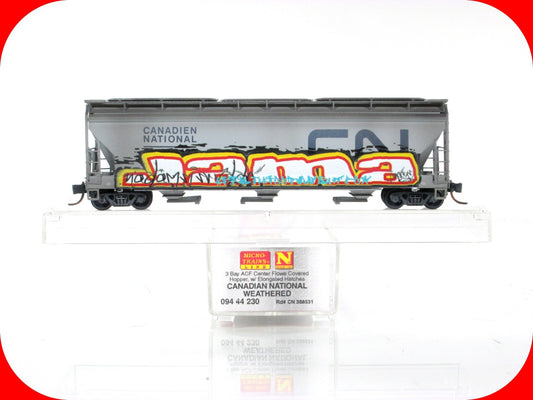 N Scale ***CANADIAN NATIONAL*** Weathered Hopper #388531 - Micro Trains 09444230