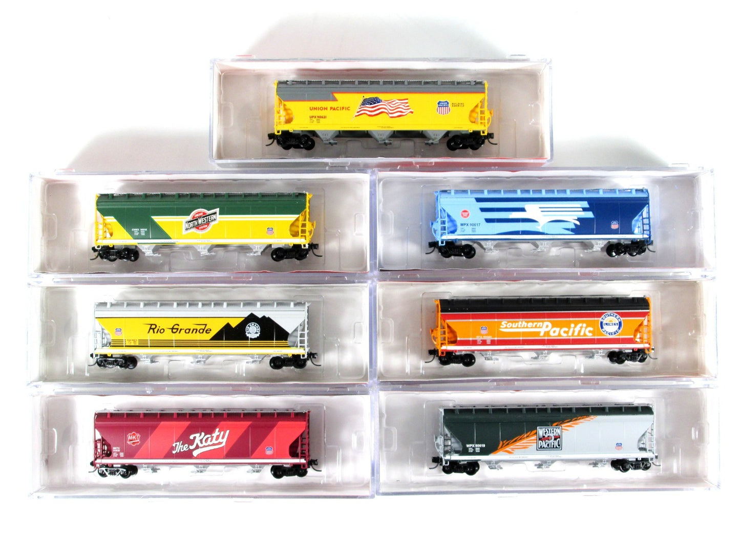 N Scale ***UNION PACIFIC*** Heritage Hopper 7-Pack --- Intermountain Special Run