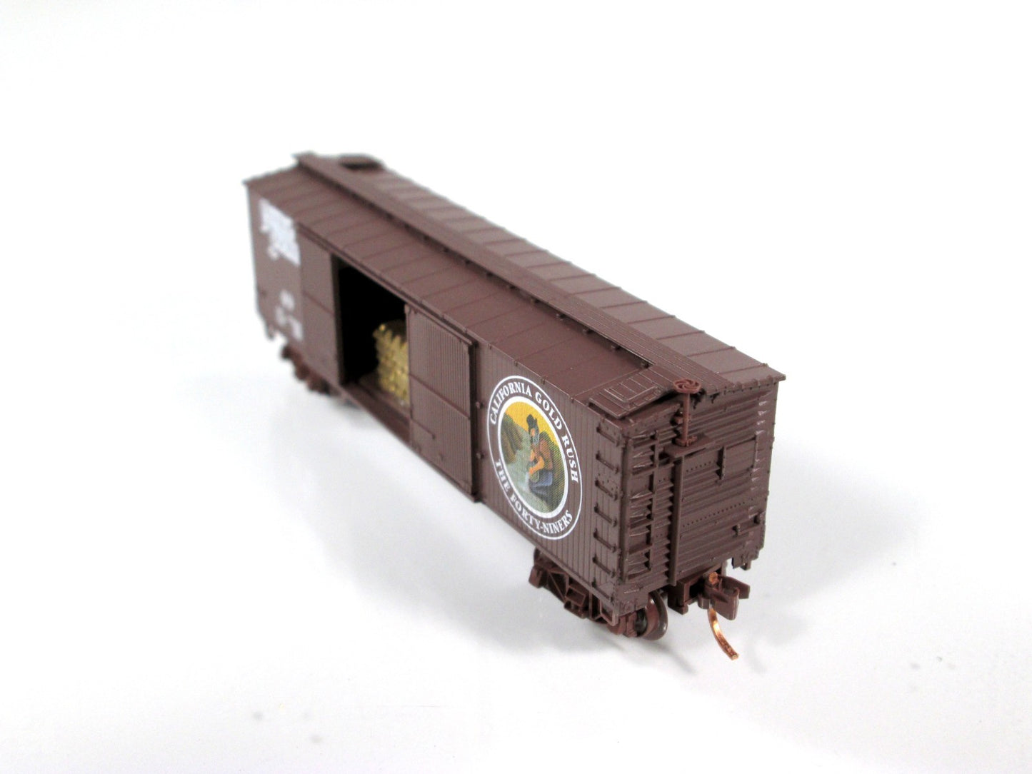 N Scale ***CALIFORNIA GOLD RUSH*** Box Car, CP 49 - Micro Trains NSC 05-70 *RARE