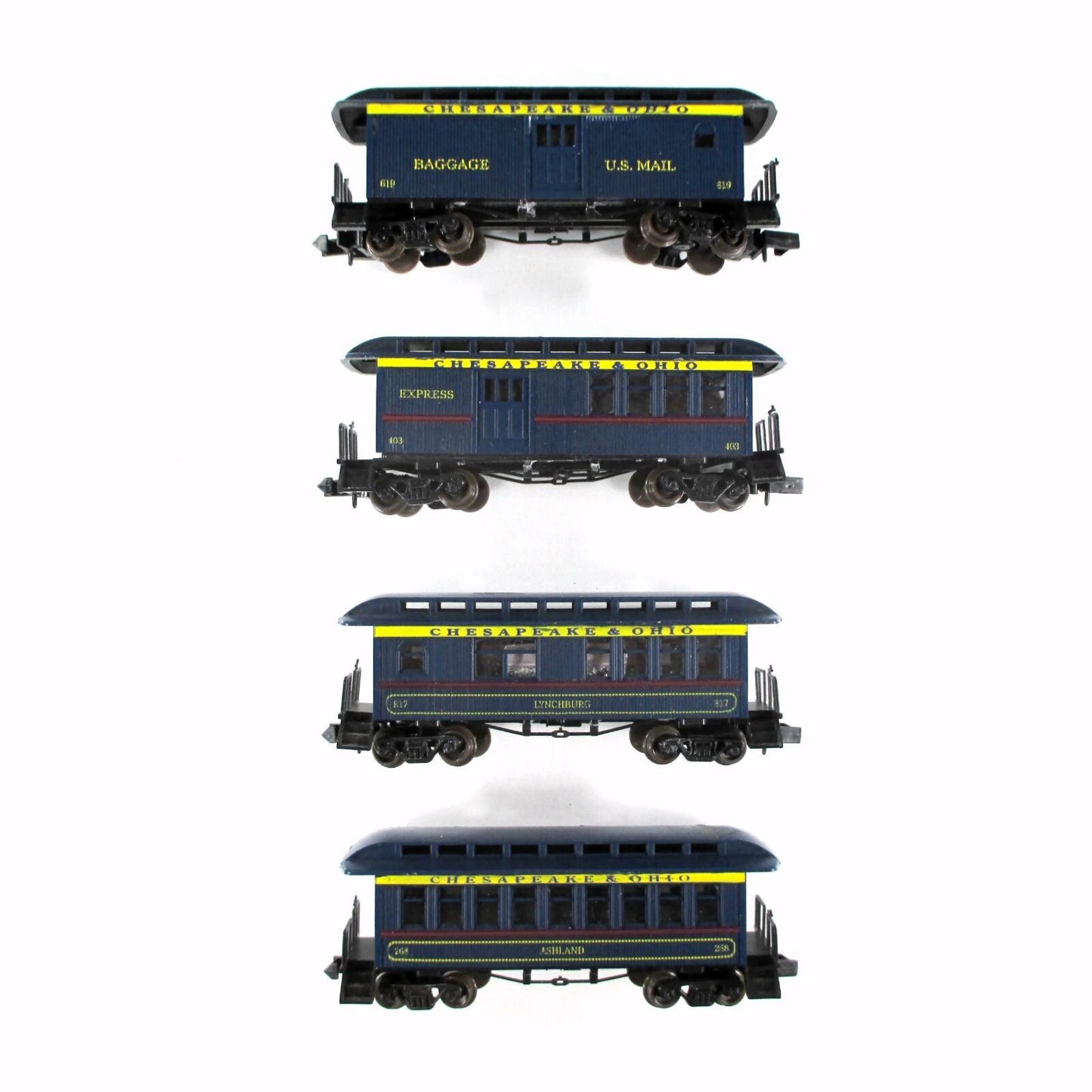 N Scale ***CHESAPEAKE & OHIO*** OVERTON Old-Time Passenger 4-Car Set -Roundhouse