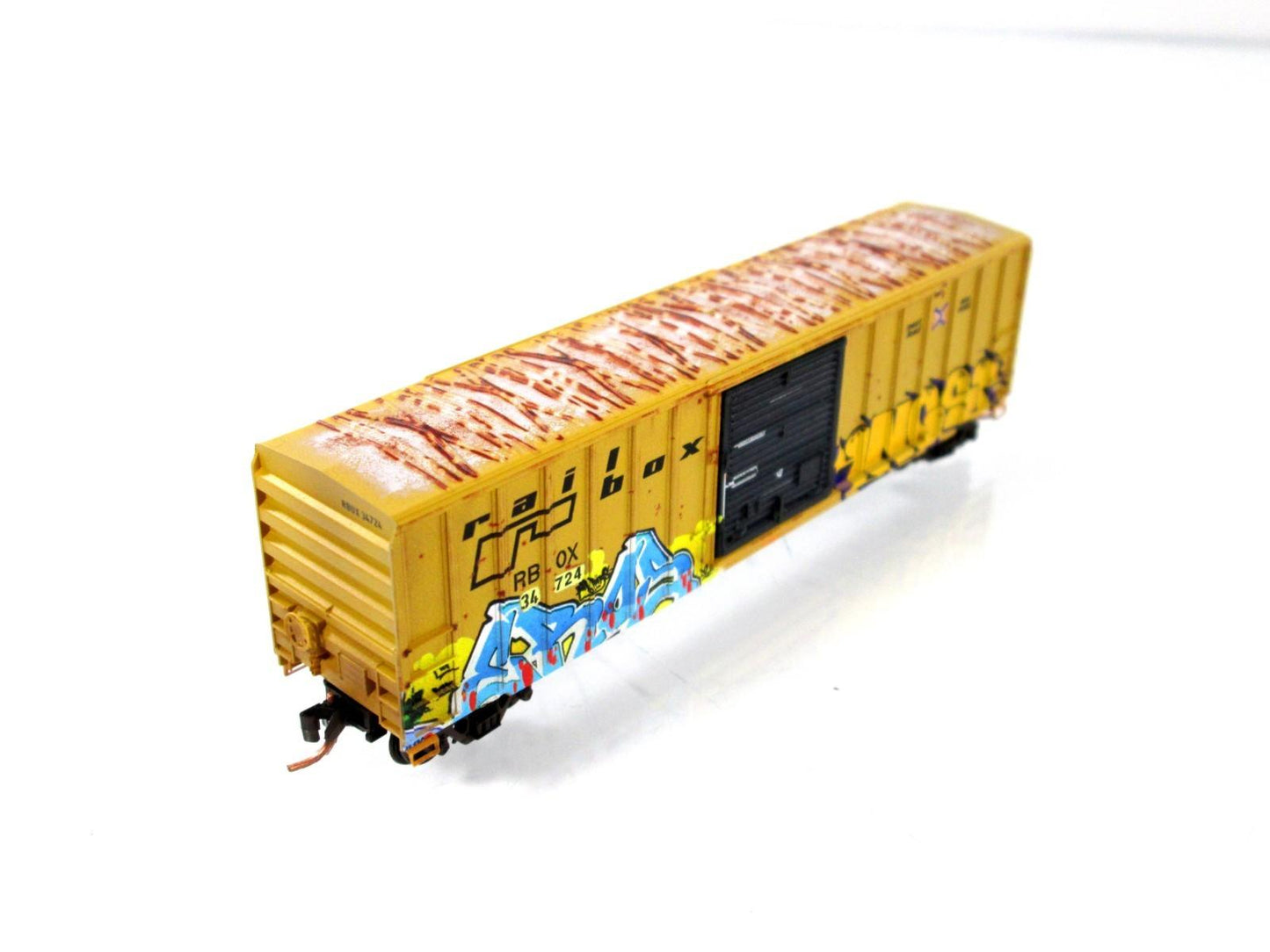 N Scale RAILBOX  **CINCO DE MAYO**  GRAFFITI Box Car, Micro Trains 02544564
