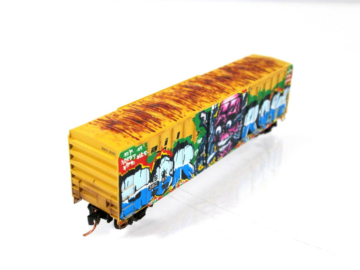 N Scale RAILBOX ***GREAT AMERICAN SMOKEOUT DAY*** GRAFFITI Box Car, MTL 02544567