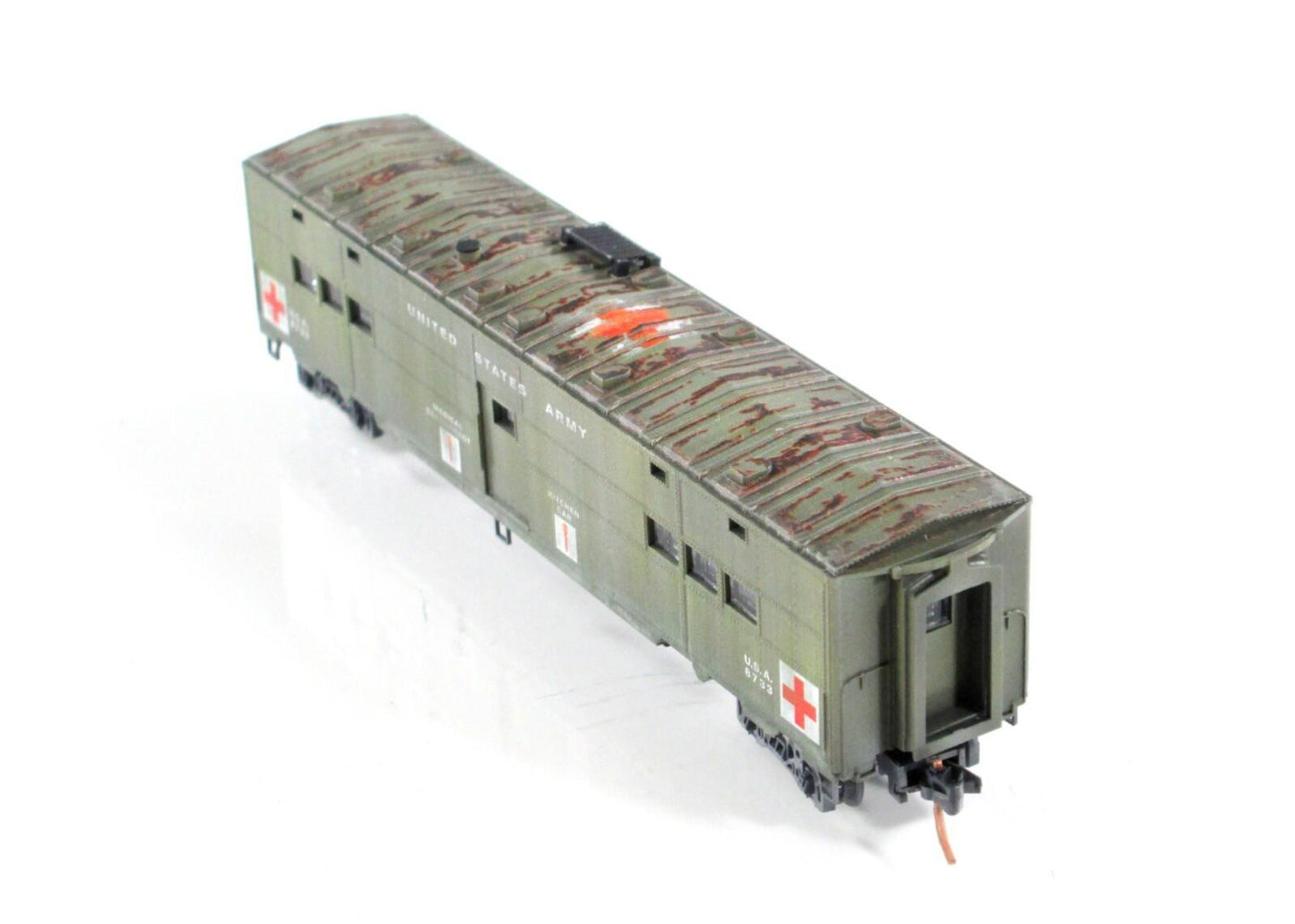 N Scale WWII *WEATHERED* Troop Kitchen HOSPITAL Car 8733 - Micro Trains 11844050