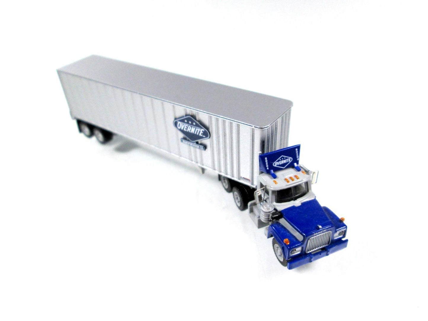 N Scale ***MACK TRACTOR w/ 40' OVERNITE TRAILER*** #29-2376 --- Athearn **RARE**