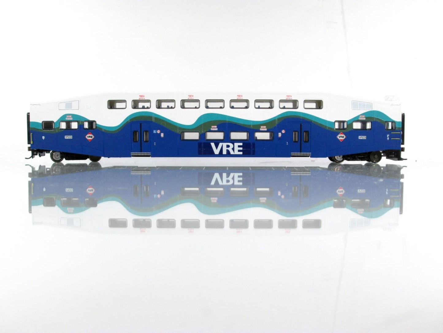 HO Scale VIRGINIA RAILWAY EXPRESS Bombardier Control Car VRE #V103 -Athearn 2549