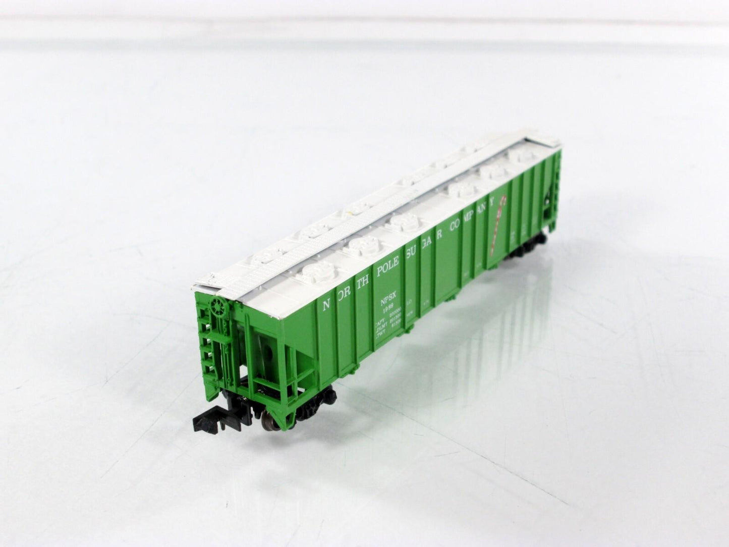 N Scale ***NORTH POLE SUGAR*** Covered Christmas Hopper 1989 ---- Con-Cor 008710