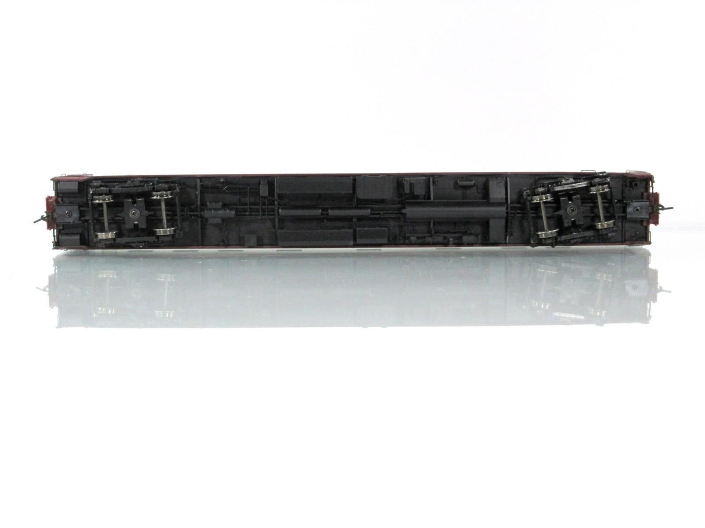 HO Scale **PENNSYLVANIA** Sleeper *Cascade Ledge* #8091 - Rapido 104070, Lighted
