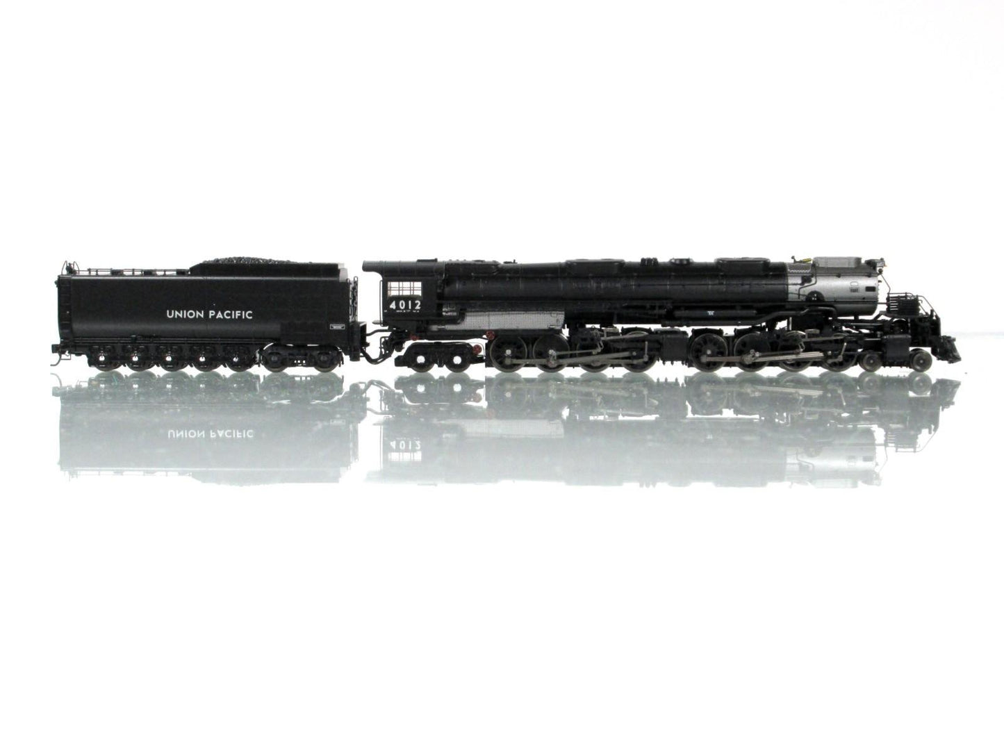 N Scale UNION PACIFIC 4-8-8-4 Big Boy #4012 - Athearn 22901 W/ DCC Tsunami Sound