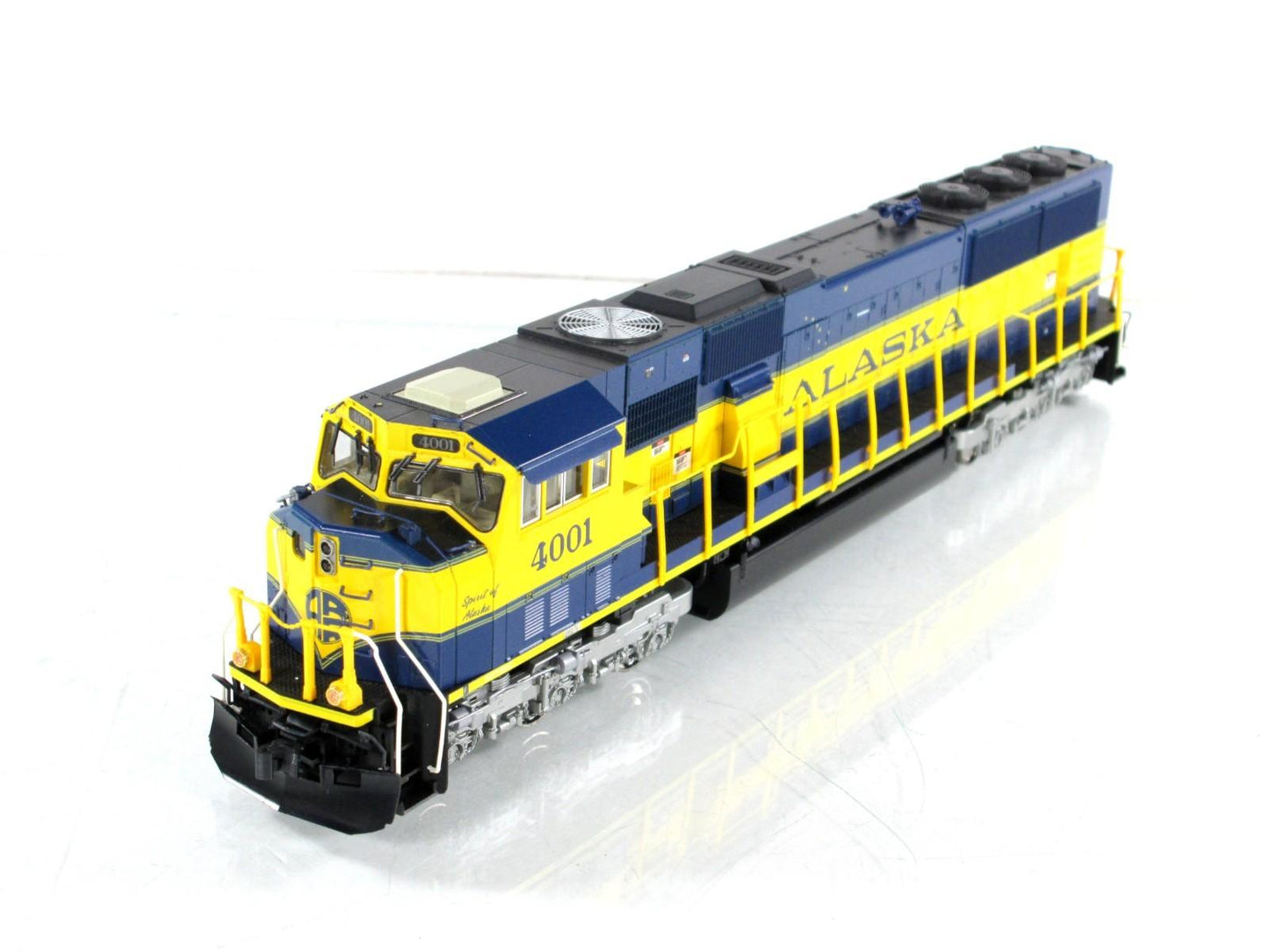 HO Scale ***ALASKA*** SD70MAC Locomotive, ARR 4001 ----- Kato 37-6453, DCC Ready