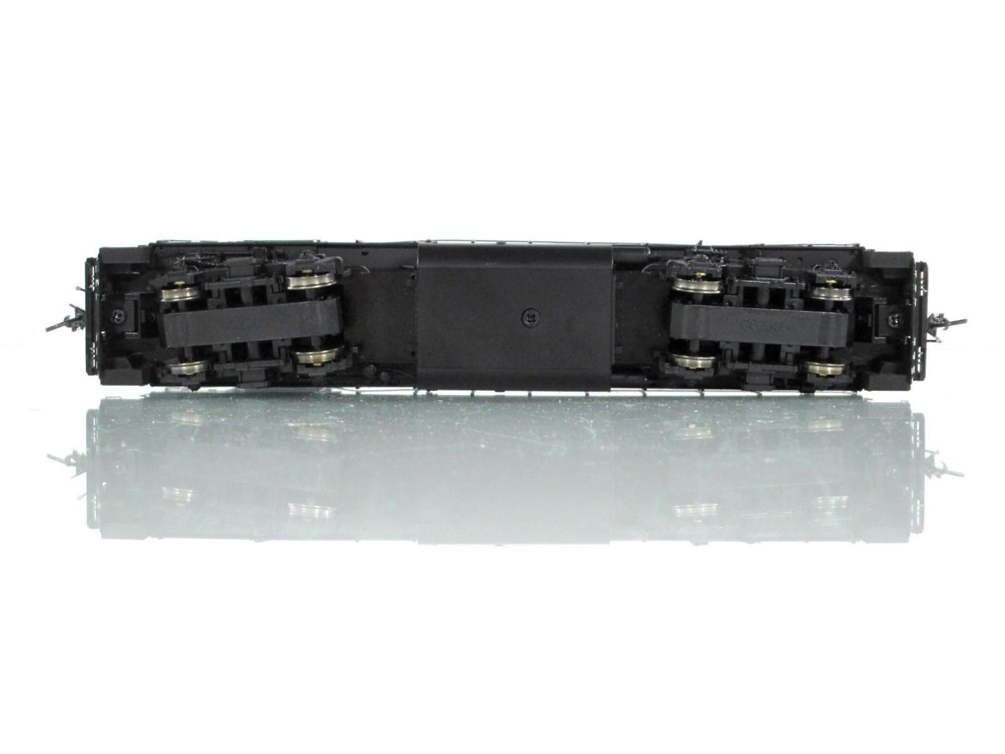 HO Scale ***SOUTHERN*** GP38-2, SOU 5016 ----- Athearn G40608, DCC Tsunami Sound