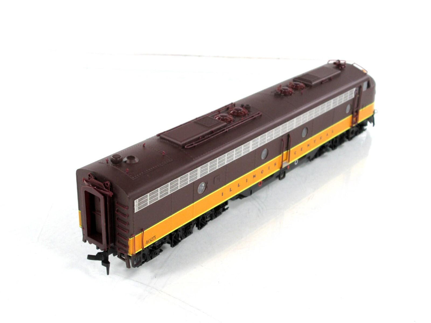 HO Scale ***ILLINOIS CENTRAL** E8/9 Locomotive #4025 - Proto 2000 Life-Like 8712