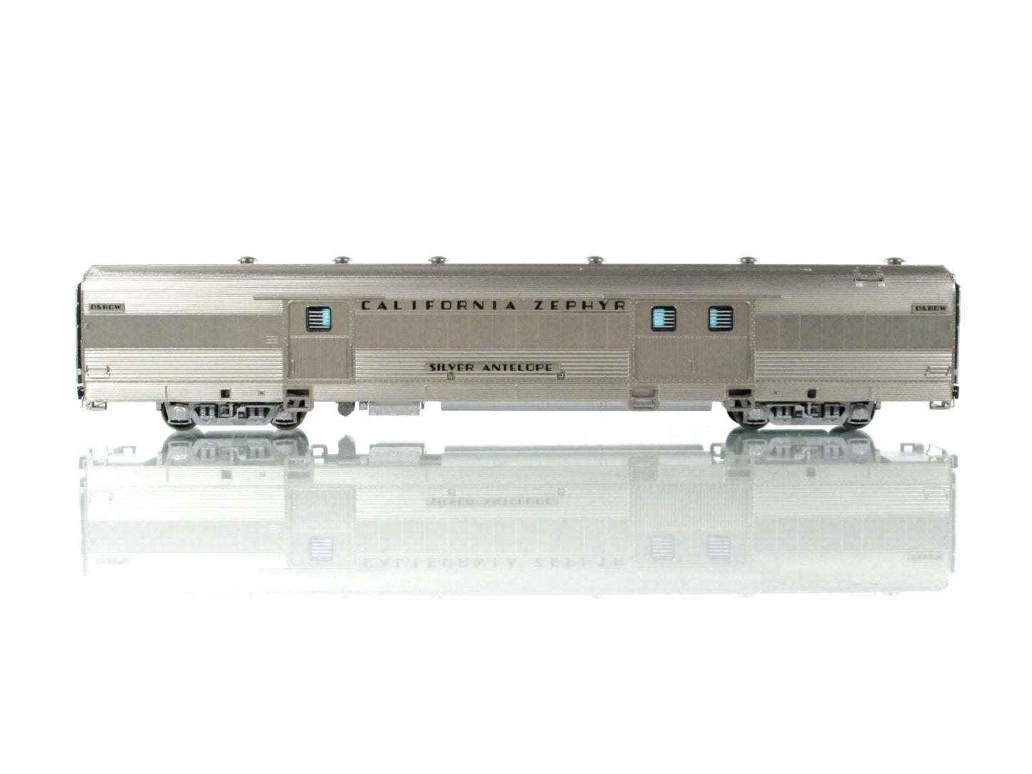 HO Scale **D&RGW CA ZEPHYR* SILVER ANTELOPE Baggage 1100 - Broadway 513, Lighted