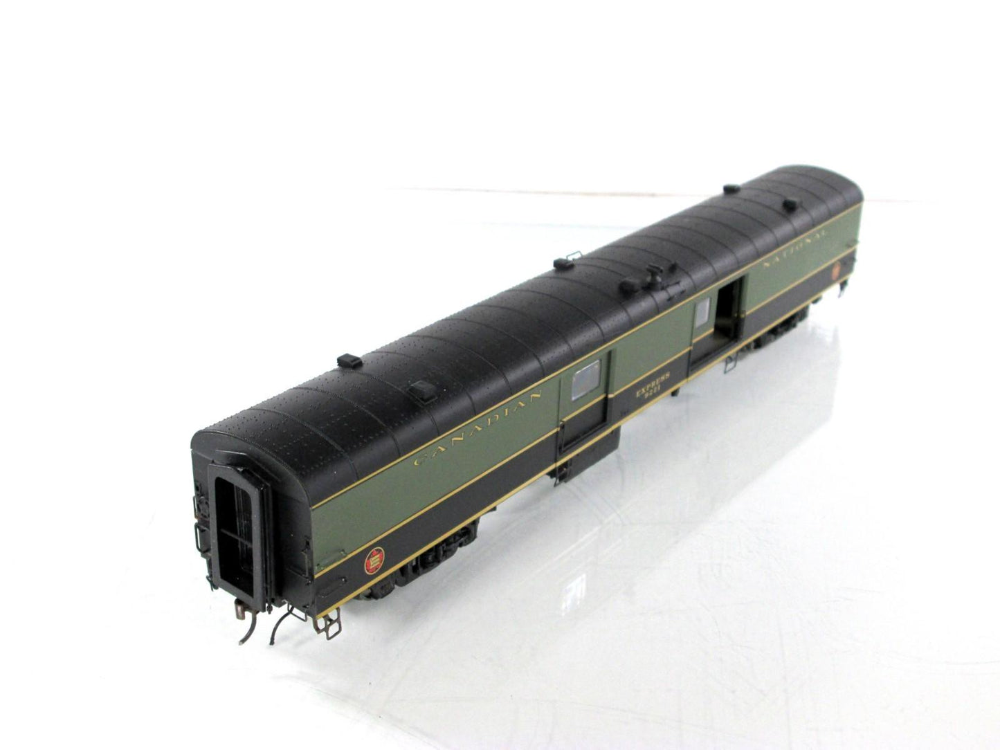 HO Scale ***CANADIAN NATIONAL*** Baggage #9221 - Rapido 106015, Lighted **RARE*
