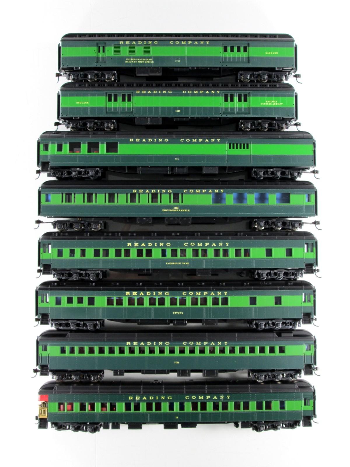 HO Scale *READING* HeavyWeight Passenger 8-Set - IHC w/ Interiors, Knuckle Cplrs