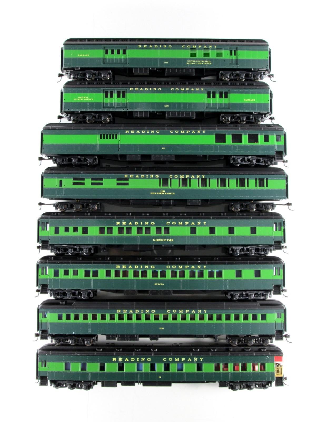HO Scale *READING* HeavyWeight Passenger 8-Set - IHC w/ Interiors, Knuckle Cplrs