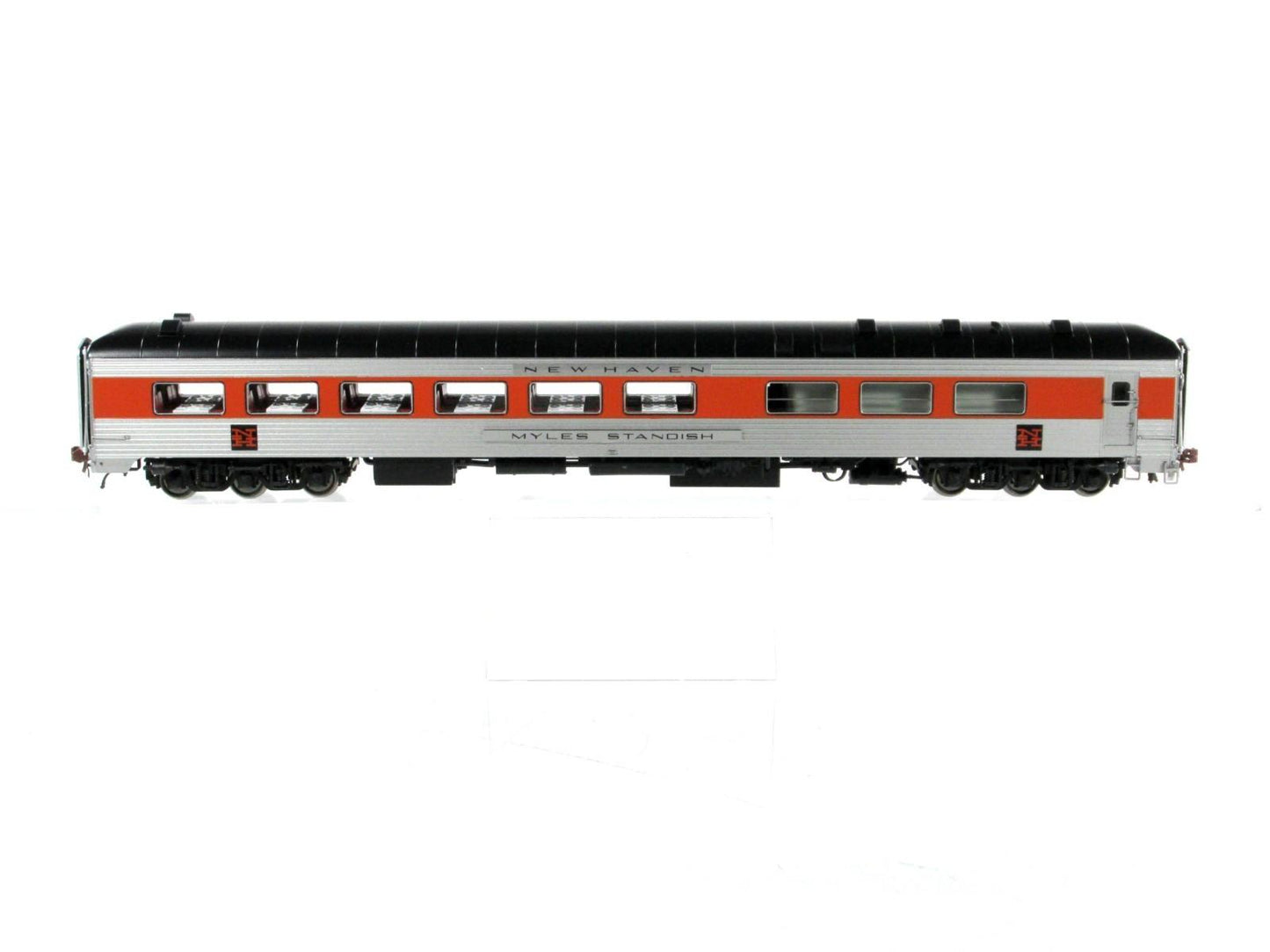 HO Scale **NEW HAVEN** Diner *MYLES STANDISH* --- Rapido 132015, Lighted **RARE*