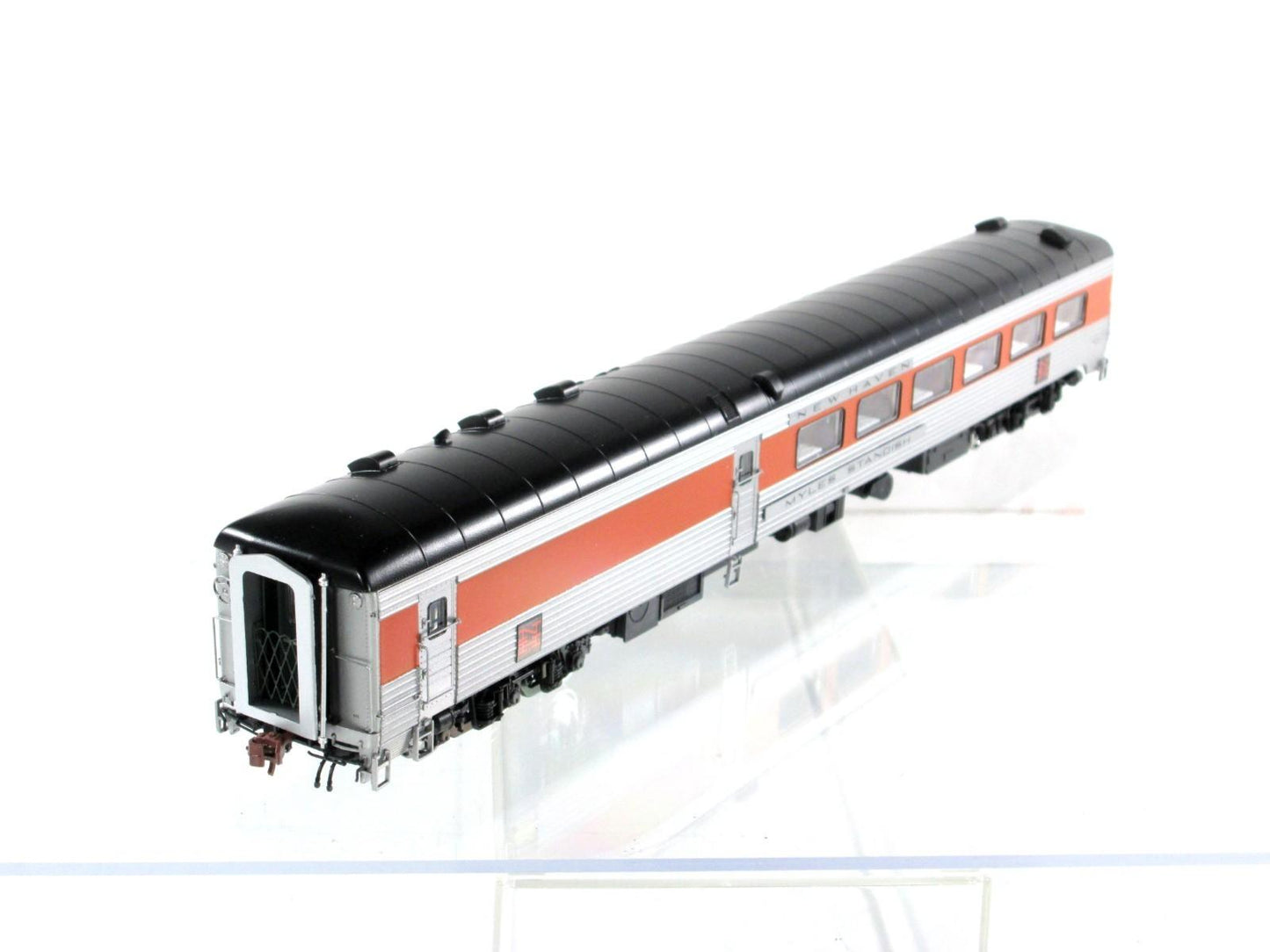 HO Scale **NEW HAVEN** Diner *MYLES STANDISH* --- Rapido 132015, Lighted **RARE*