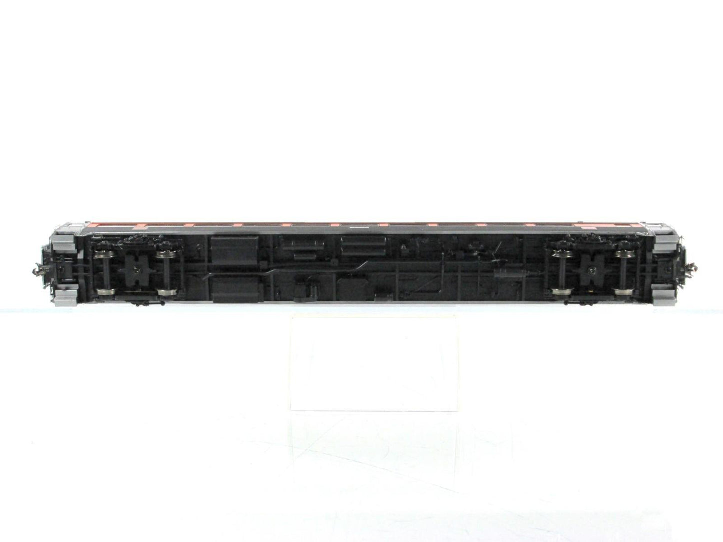 HO Scale ***NEW HAVEN*** Passenger Coach #8698 --- Rapido 17032, Lighted **RARE*