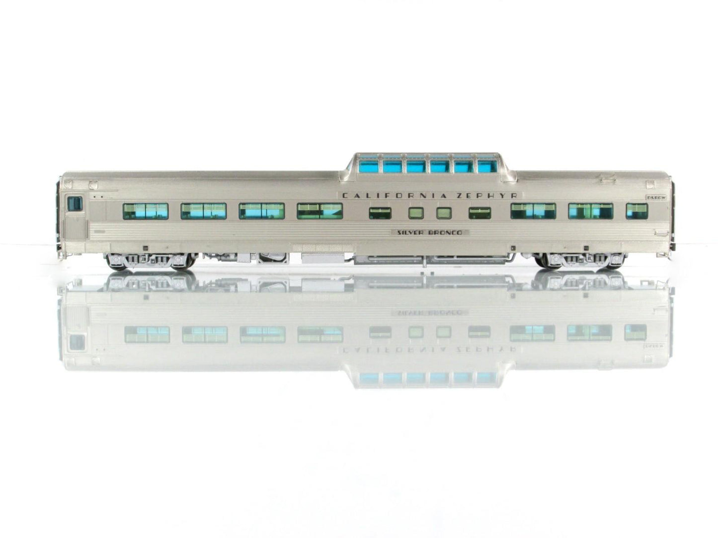 HO Scale **DRGW CA ZEPHYR** SILVER BRONCO Vista Dome 1105 -Broadway 514, Lighted