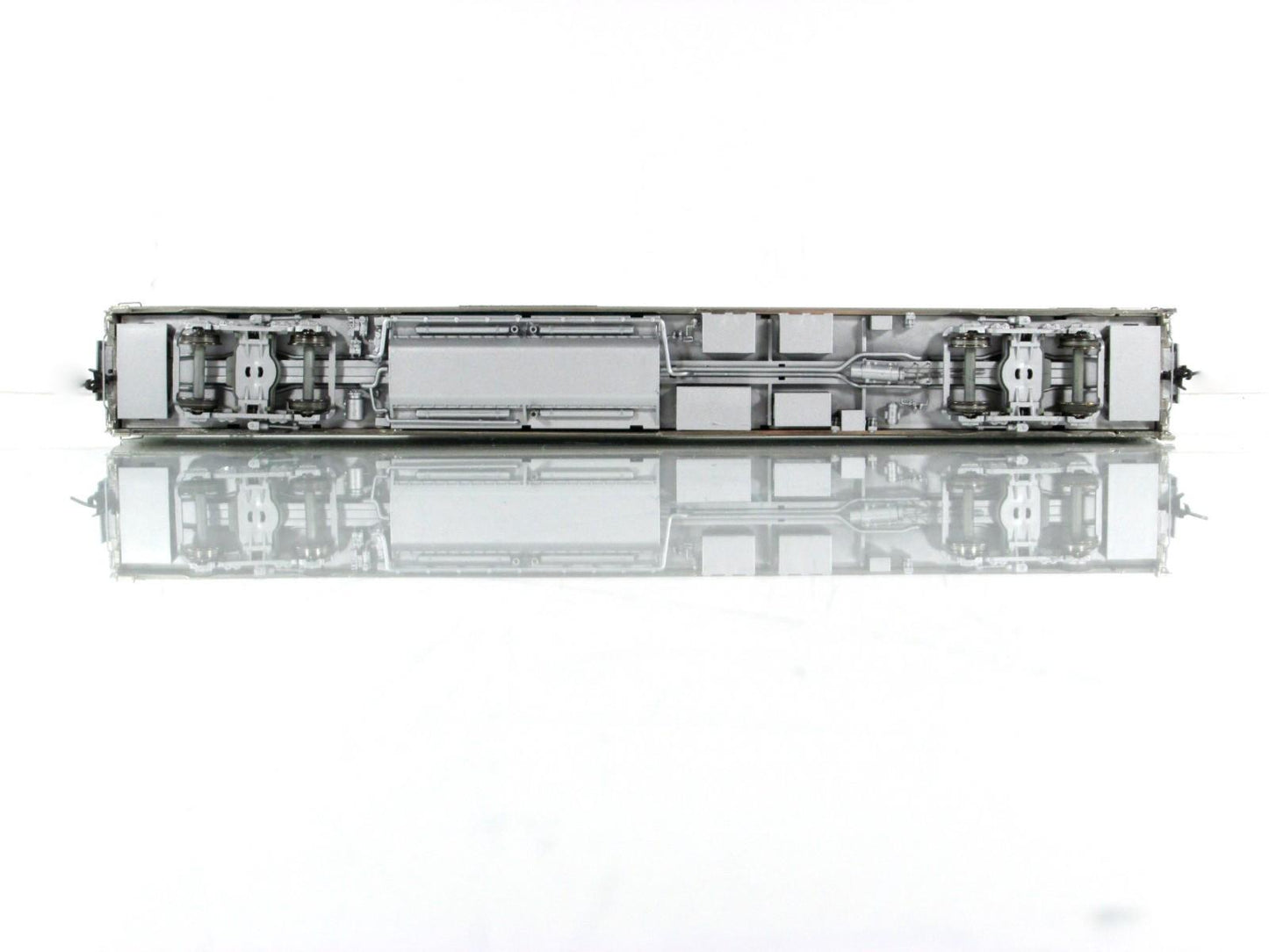 HO Scale **DRGW CA ZEPHYR** SILVER BRONCO Vista Dome 1105 -Broadway 514, Lighted