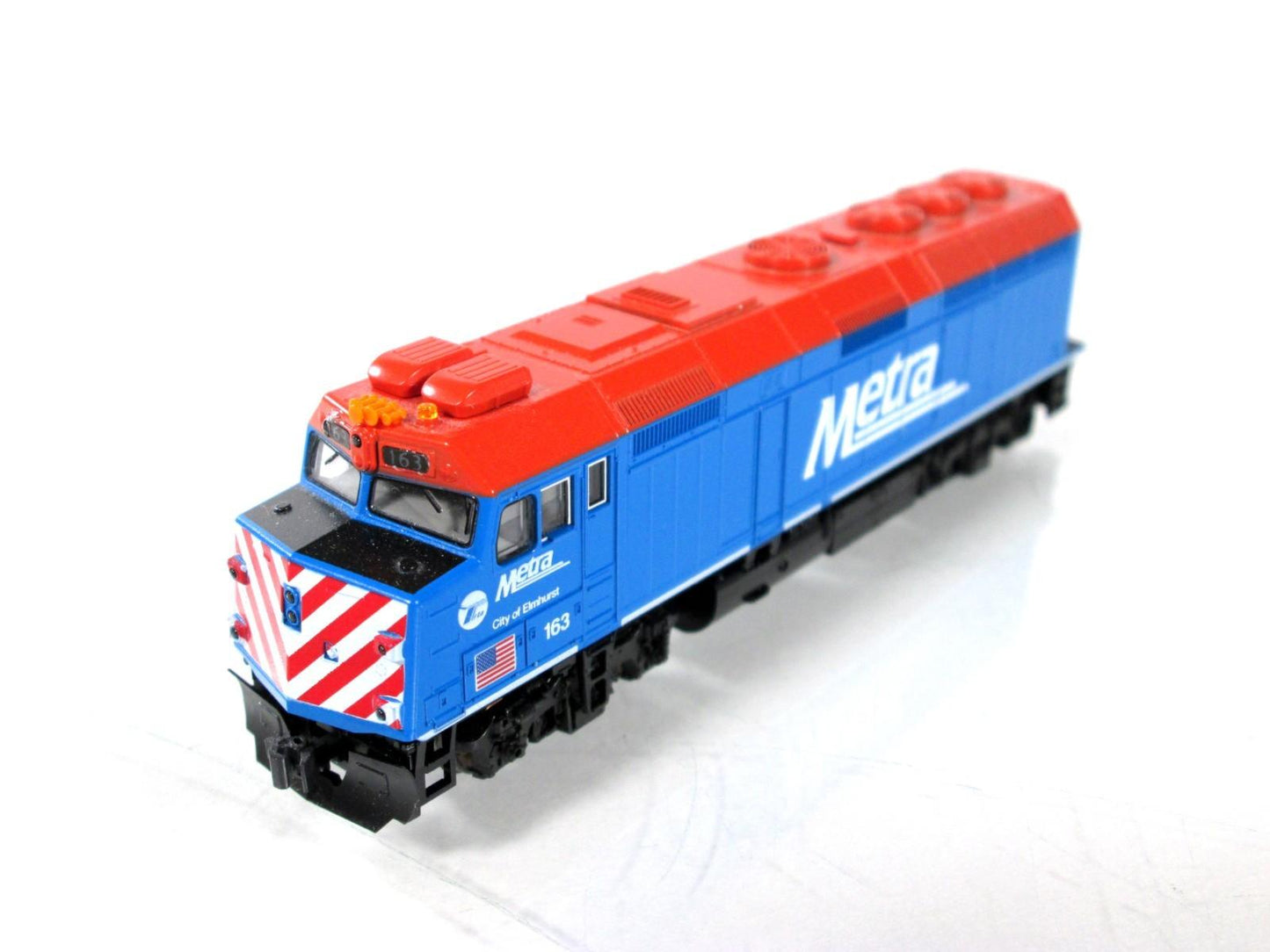 N Scale ***CHICAGO METRA - ELMHURST*** EMD F40PH #163 -- Kato 176-9103 **DCC Rdy