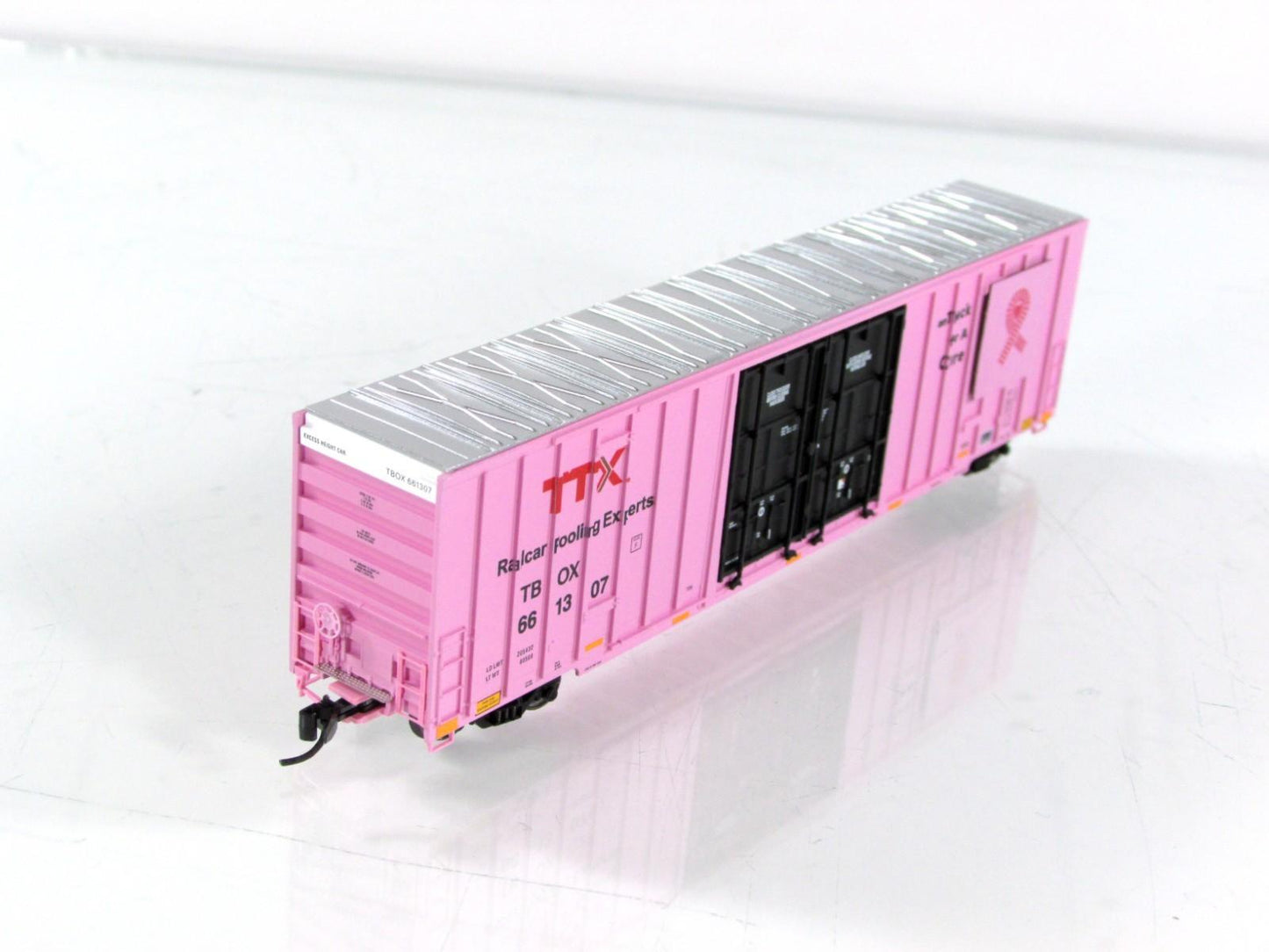 N Scale *TTX Breast Cancer Awareness* 60' Box Car 661307 - Micro Trains 12300060