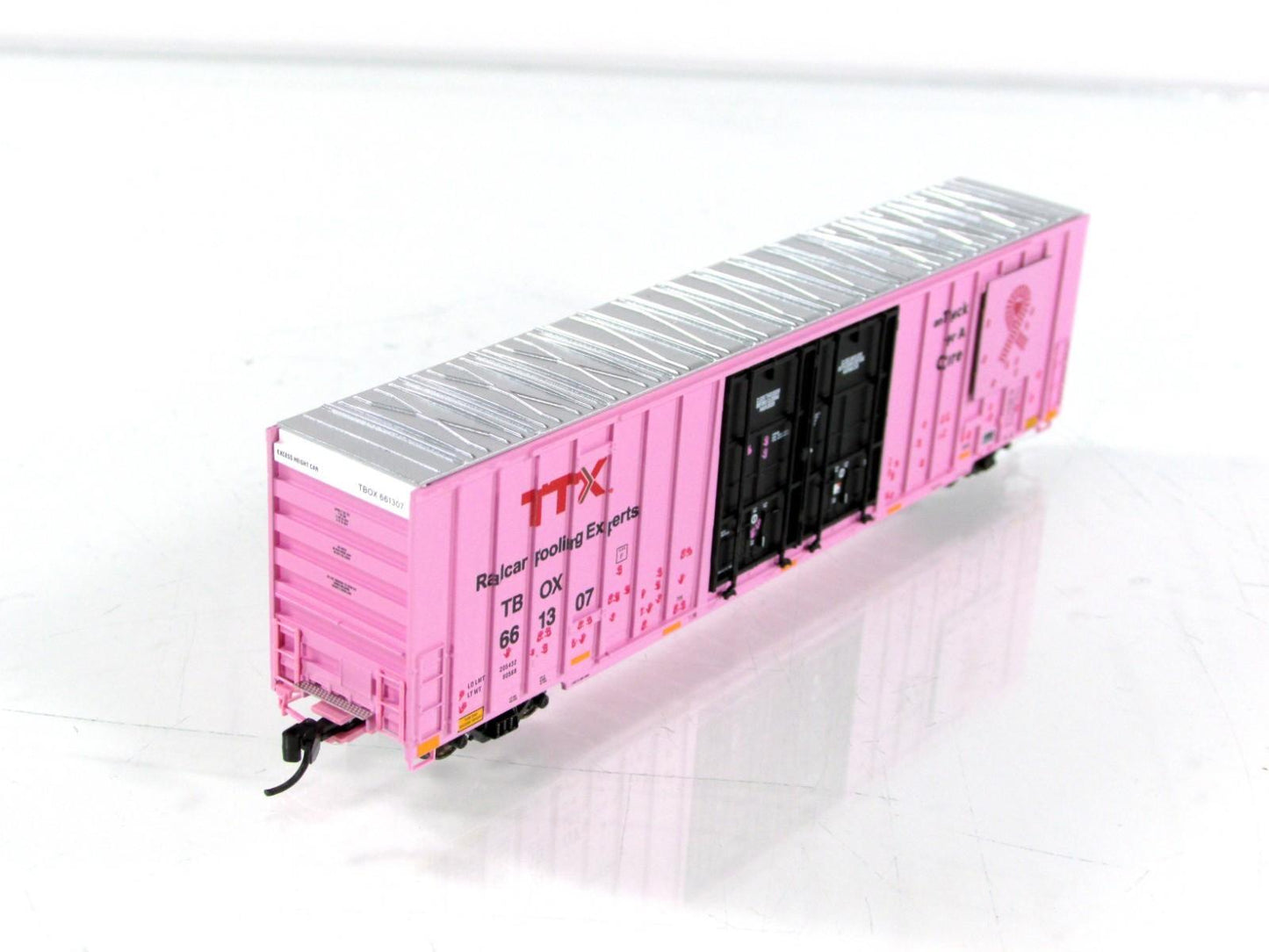 N Scale *TTX Breast Cancer Awareness* 60' Box Car 661307 - Micro Trains 12300060