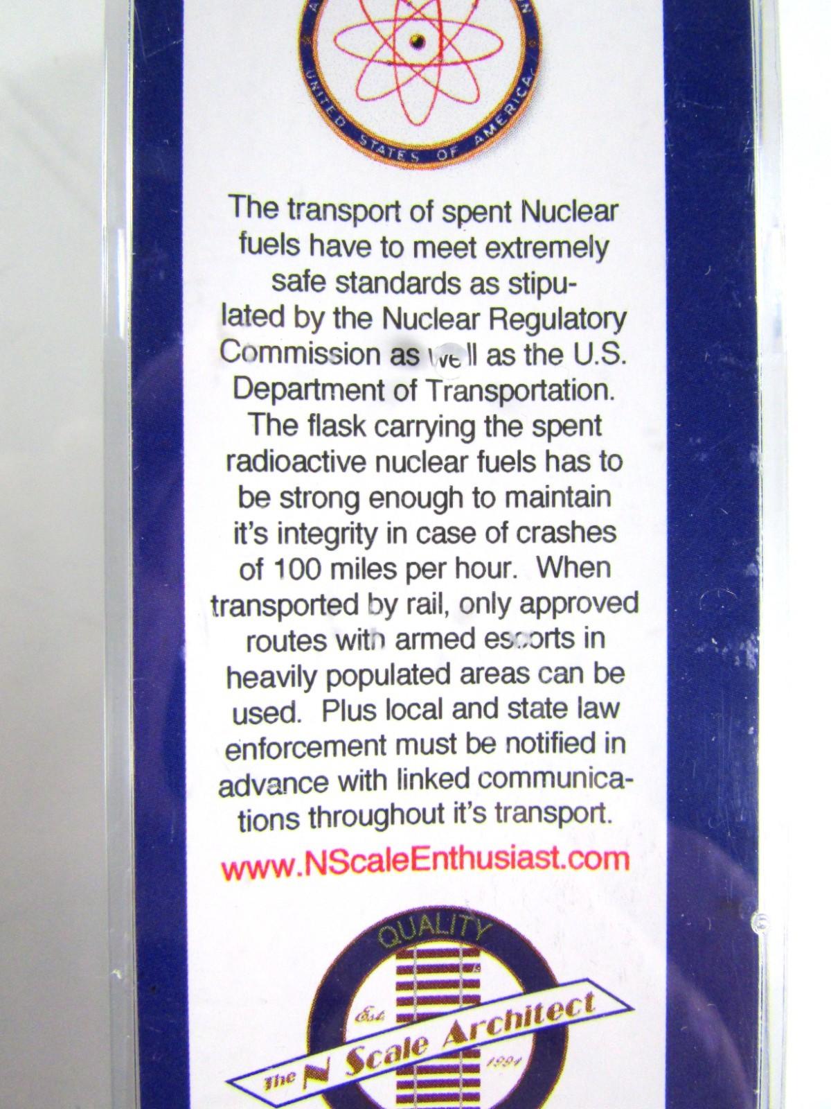 N Scale **NUCLEAR FLASK TRANSPORT (Glows)** Flat Car, DODX 3977 -- NSE MTL 19-56