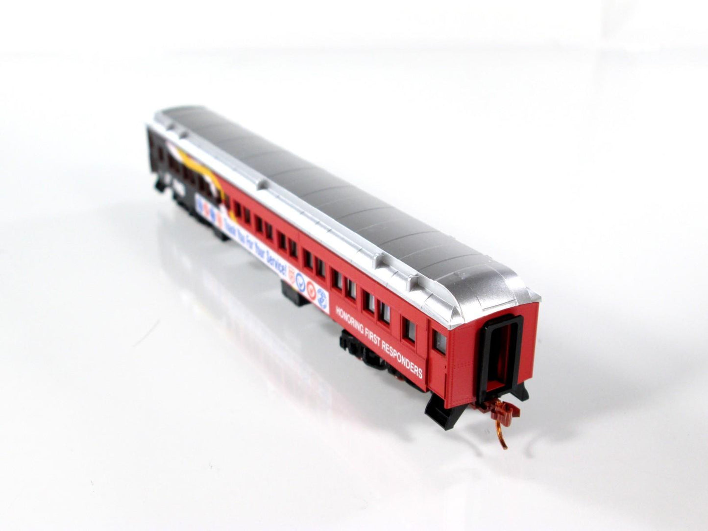 N Scale ***Norfolk Southern FIRST RESPONDERS*** Coach --- Micro Trains NSE *RARE